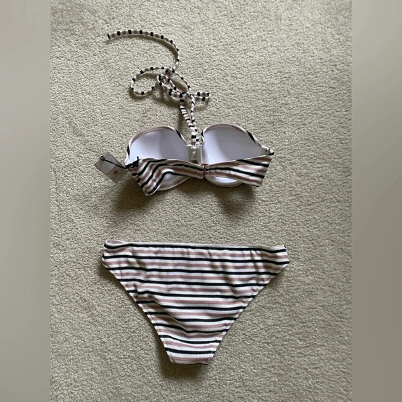 Striped bikini top size 32c bottoms med - Picture 5 of 7